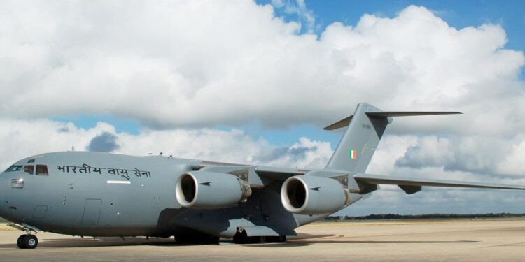 C-17 काबुल से 120 लोग लेकर जामनगर में हुआ लैंड