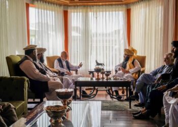 तालिबान ने अफ़ग़ानिस्तान के पूर्व  राष्ट्रपति के साथ  की बैठक