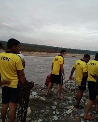 गुलरघाटी , देहरादून में सोंग नदी से SDRF ने  बरामद किया अज्ञात शव