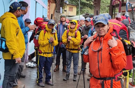 एस. डी.आर. एफ द्वारा रचा नया कीर्तिमान, माउंट गंगोत्री पीक को किया गया फतह