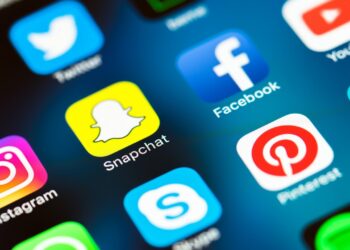 सोशल मीडिया पर कसी लगाम, तो मिला शांति का पैगाम