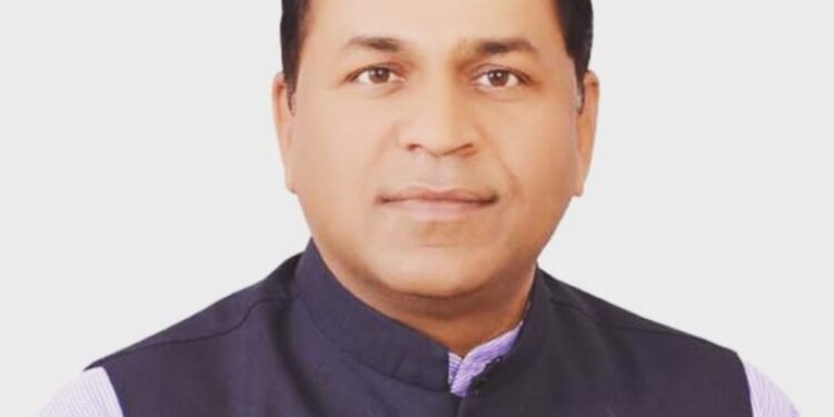 महंत आचार्य नरेंद्र गिरी की सन्दिग्ध मौत की जांच हाईकोर्ट की डिविजनल बेंच की निगरानी में सीबीआई से करायी जाए : उपेंद्र सिंह