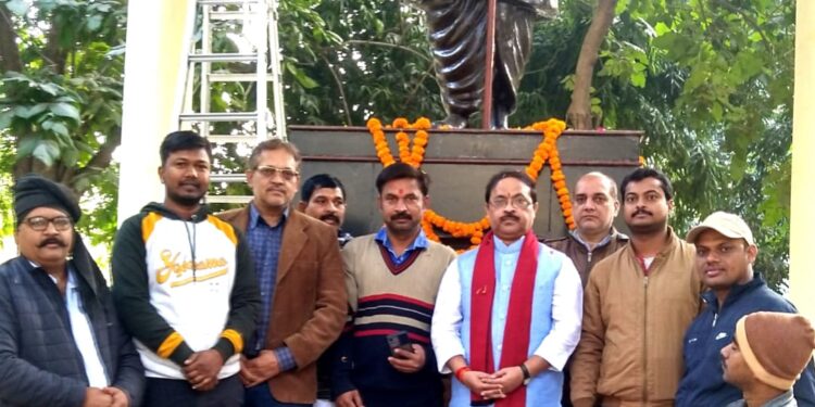 भारत को दुनिया में लोकतांत्रिक देश के रूप में जाना जा रहा इसका श्रेय बाबू राजेन्द्र प्रसाद को : प्रो. वीएन मिश्रा