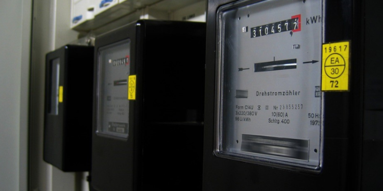 UP में बिजली के दाम हुए कम