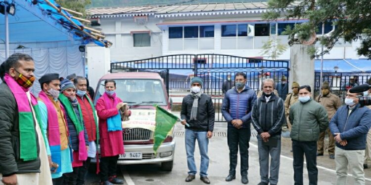 गीत-नुक्कड़ नाटक द्वारा मतदाता जागरूकता अभियान