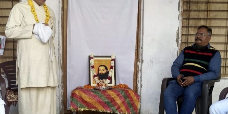 संत रविदास ने अस्पृश्यता को दूर करने का काम किया : महामंडलेश्वर डा. रामेश्वर दास