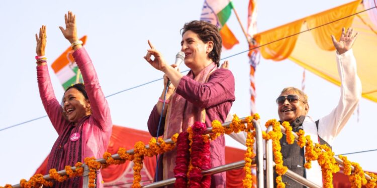 कांग्रेस ही कर सकती है, यूपी में समस्याओं का समाधान- प्रियंका गांधी