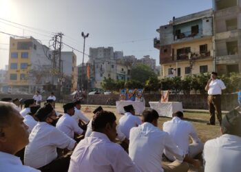 आरएसएस ने वर्ष प्रतिपदा के अवसर पर अनुशासन के साथ किया कदम ताल