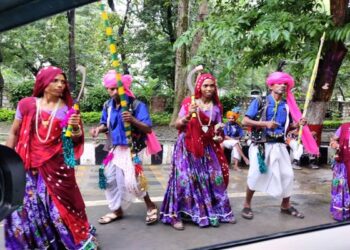 श्री चौहान ने श्रीमती द्रौपदी मुर्मू को दी विमानतल पर विदाई