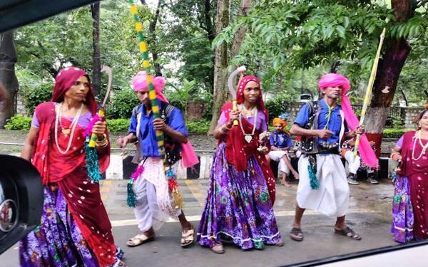 श्री चौहान ने श्रीमती द्रौपदी मुर्मू को दी विमानतल पर विदाई