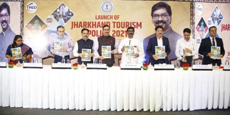 झारखण्ड के पर्यटन की असीम सम्भावनाओं को मूर्त रूप देने की कवायद हुई शुरू