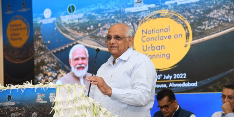 हर घर तिरंगा अभियान : गुजरात में 7 ऐतिहासिक स्थलों पर आयोजित किए जाएँगे कार्यक्रम