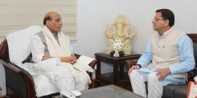 सीएम पुष्कर धामी ने नई दिल्ली में रक्षा मंत्री श्री राजनाथ सिंह से शिष्टाचार भेंट