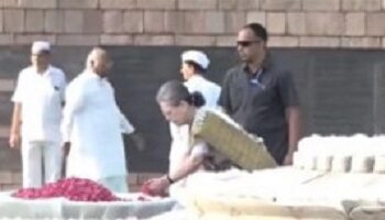 राजीव गांधी की जयंती पर पीएम मोदी और सोनिया गांधी ने दी श्रद्धांजलि